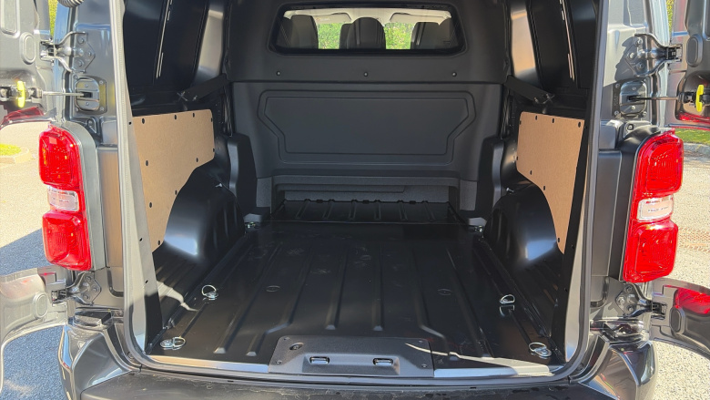 Vauxhall Vivaro L2 Diesel 2.2 Turbo D 150 Pro H1 Double Cab Auto